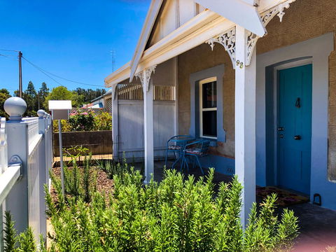 Inglenook Cottage - Sunshine Coast Guide 0