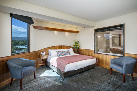 Arkaba Hotel - Sunshine Coast Guide 4