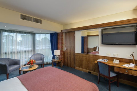 Arkaba Hotel - Sunshine Coast Guide 11