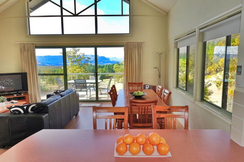 SkyView Villa - Sunshine Coast Guide 15