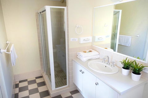 SkyView Villa - Sunshine Coast Guide 18