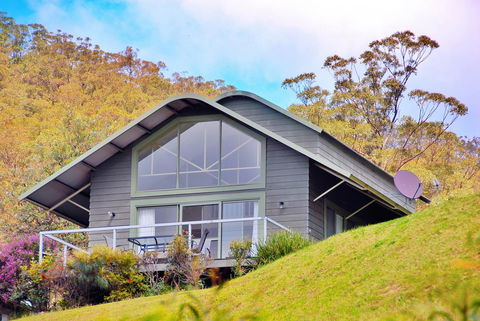 SkyView Villa - Sunshine Coast Guide 1