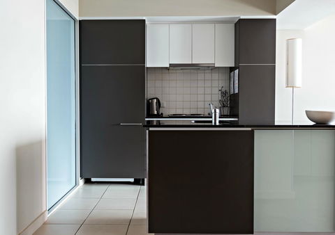 Adelaide DressCircle Apartments - North Terrace - Sunshine Coast Guide 22