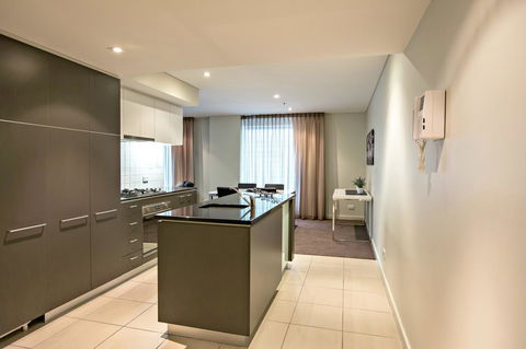 Adelaide DressCircle Apartments - North Terrace - Sunshine Coast Guide 30