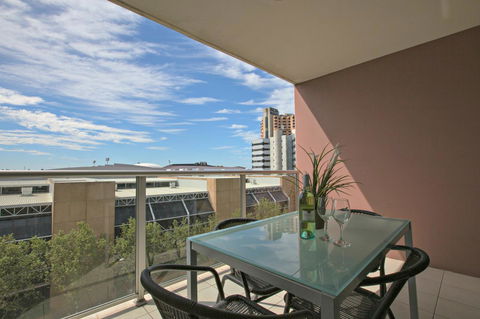 Adelaide DressCircle Apartments - North Terrace - Sunshine Coast Guide 1