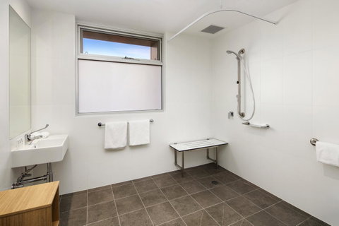 Quest Port Adelaide - Sunshine Coast Guide 15