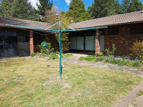 Three Linden - Sunshine Coast Guide 8