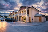 Book Renmark Accommodation Vacations Sunshine Coast Guide Sunshine Coast Guide