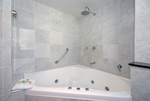 Ibis Styles Port Macquarie - Sunshine Coast Guide 17