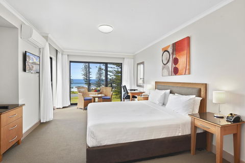 Ibis Styles Port Macquarie - Sunshine Coast Guide 9