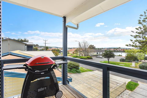 'Hope House' - Encounter Bay - Sunshine Coast Guide 22