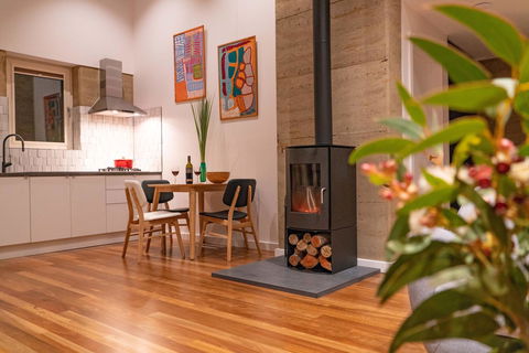 Ecopia Retreat - Sunshine Coast Guide 1