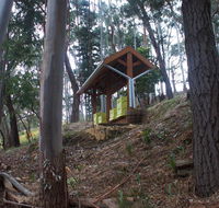 Longwood Retreat - Sunshine Coast Guide
