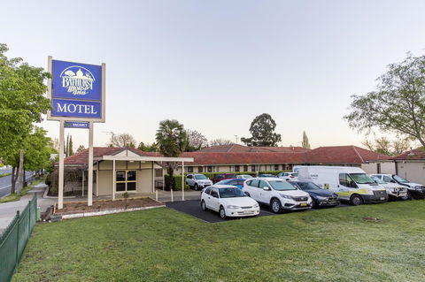Bathurst Motor Inn - Sunshine Coast Guide 0