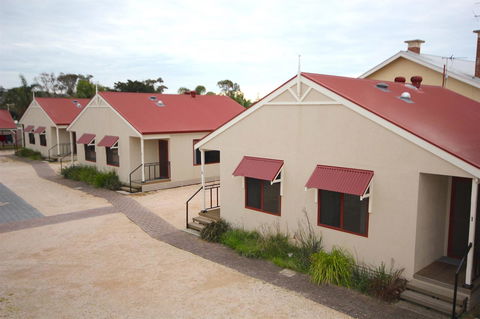 Port Vincent Motel & Apartments - Sunshine Coast Guide 29