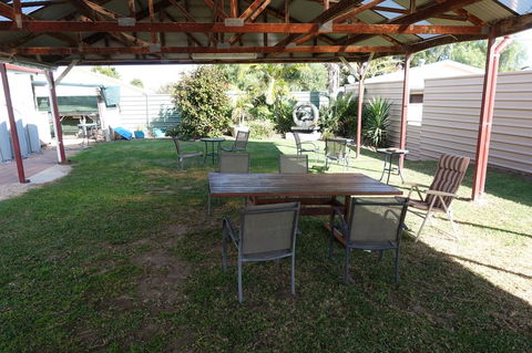 Port Vincent Motel & Apartments - Sunshine Coast Guide 26