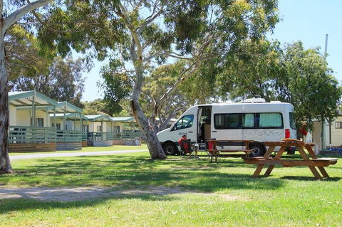 Beachside Holiday Park - Sunshine Coast Guide 2