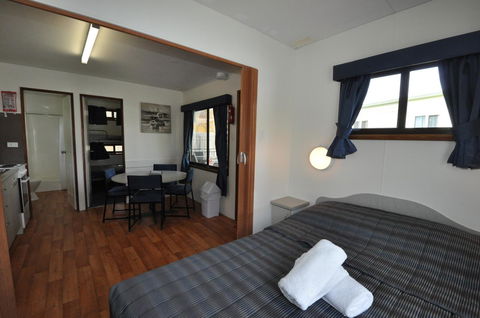 Beachside Holiday Park - Sunshine Coast Guide 11