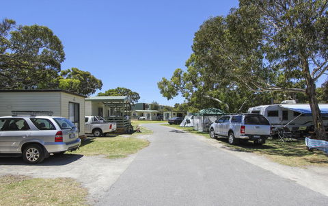 Beachside Holiday Park - Sunshine Coast Guide 16