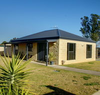 DBJ Holiday Units - Sunshine Coast Guide
