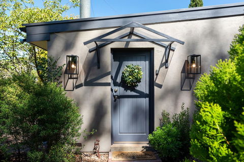 Adelaide Hills Retreats - Sunshine Coast Guide 28
