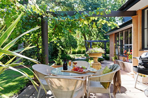 Adelaide Hills Retreats - Sunshine Coast Guide 33