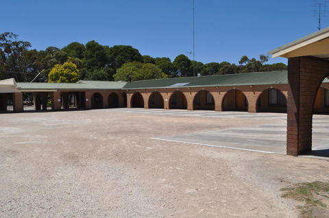 Keith Motor Inn - Sunshine Coast Guide 14