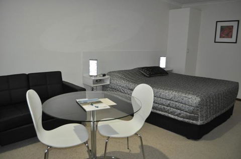 Keith Motor Inn - Sunshine Coast Guide 11