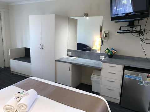 Robetown Motor Inn & Apartments - Sunshine Coast Guide 22