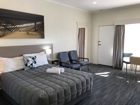 Robetown Motor Inn & Apartments - Sunshine Coast Guide 19