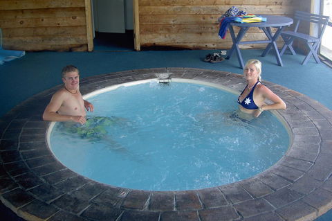 Robetown Motor Inn & Apartments - Sunshine Coast Guide 5