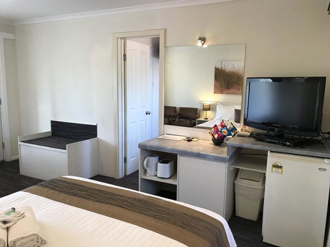 Robetown Motor Inn & Apartments - Sunshine Coast Guide 15