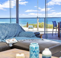 Sail Away - Sunshine Coast Guide