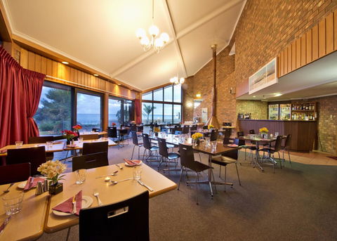 Kangaroo Island Seaside Inn - Sunshine Coast Guide 35