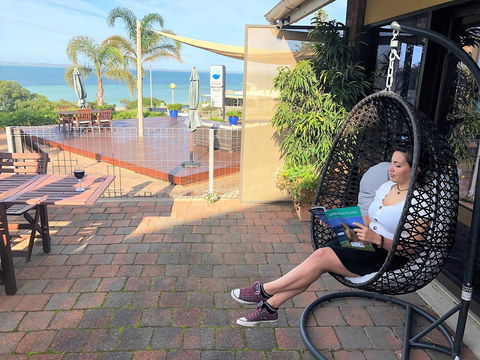 Kangaroo Island Seaside Inn - Sunshine Coast Guide 7