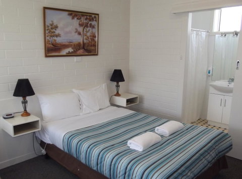 Guichen Bay Motel - Sunshine Coast Guide 26