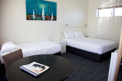 Guichen Bay Motel - Sunshine Coast Guide 16