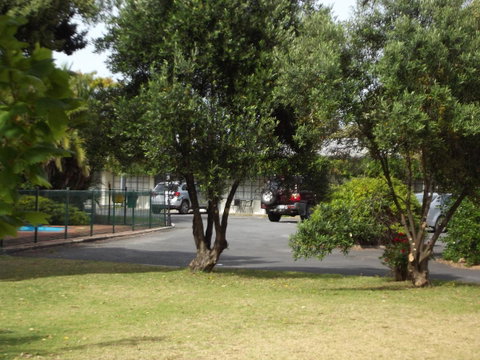 Guichen Bay Motel - Sunshine Coast Guide 30