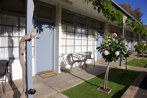 Guichen Bay Motel - Sunshine Coast Guide 37