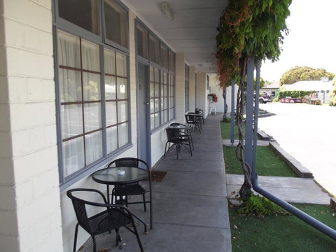 Guichen Bay Motel - Sunshine Coast Guide 21