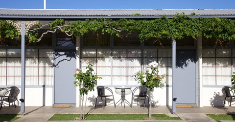 Guichen Bay Motel - Sunshine Coast Guide 36