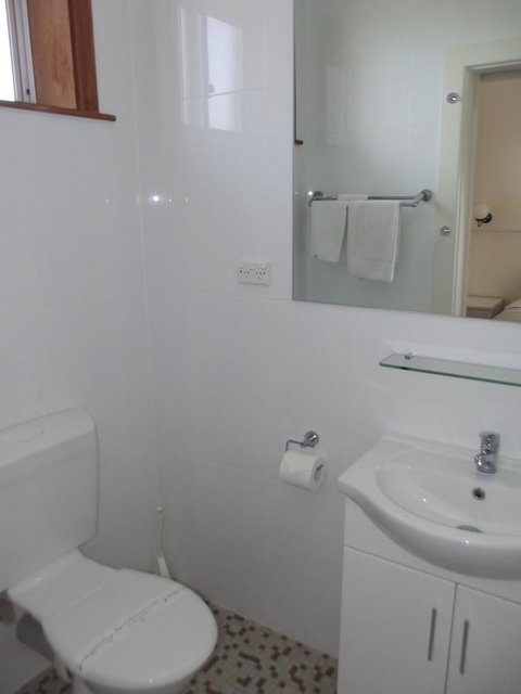 Guichen Bay Motel - Sunshine Coast Guide 20