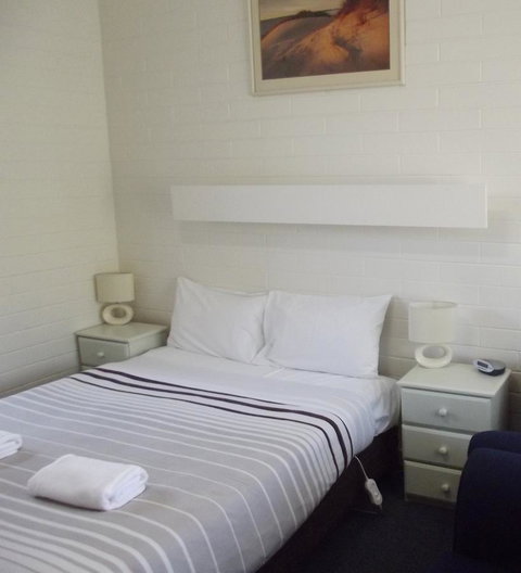 Guichen Bay Motel - Sunshine Coast Guide 27