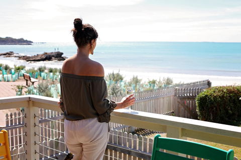 Caledonian Inn - Sunshine Coast Guide 8