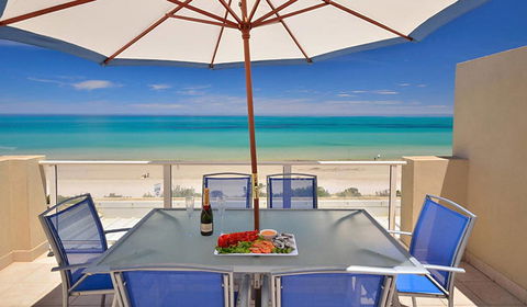 Adelaide Luxury Beach House - Sunshine Coast Guide 0
