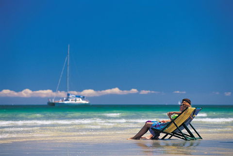 Adelaide Luxury Beach House - Sunshine Coast Guide 31