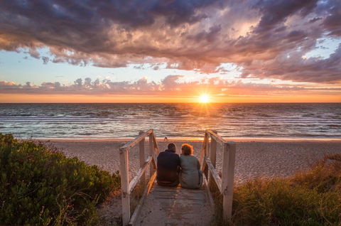 Adelaide Luxury Beach House - Sunshine Coast Guide 21