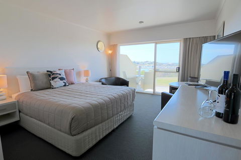 Harbour View Motel - Sunshine Coast Guide 16