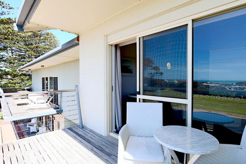 Harbour View Motel - Sunshine Coast Guide 10
