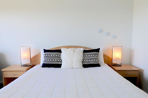 Harbour View Motel - Sunshine Coast Guide 6